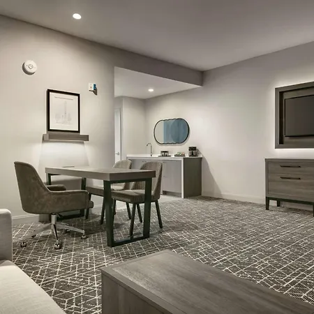 Embassy Suites By Hilton Atlanta Midtown-2