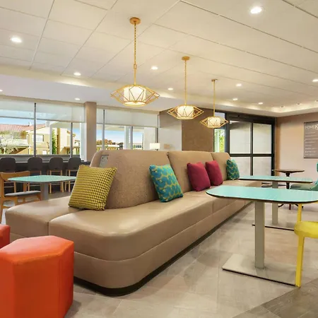 Home2 Suites By Hilton Portland Airport-2