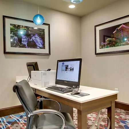 Hampton Inn & Suites Greenville Airport-3