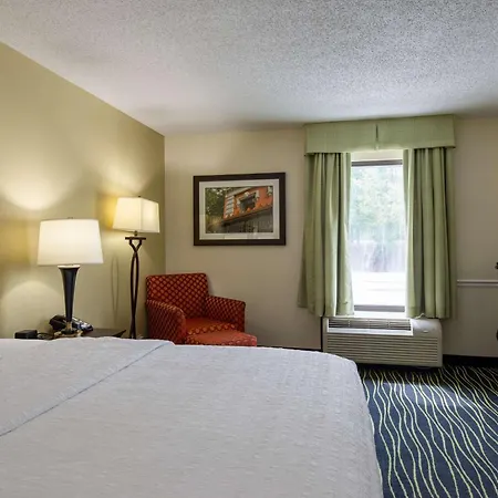 Hampton Inn Columbia I-26/Harbison Blvd-2