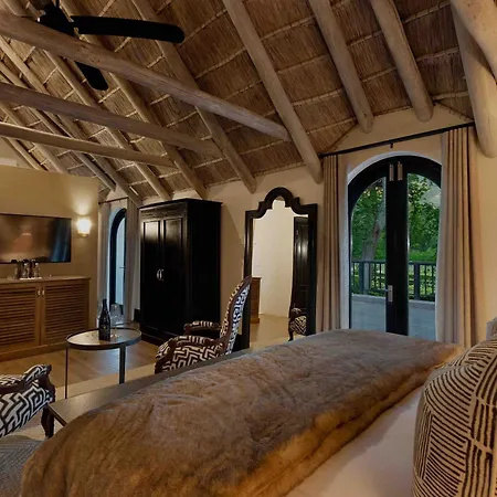 Molenvliet Estate - Boutique Bed & Breakfast-3