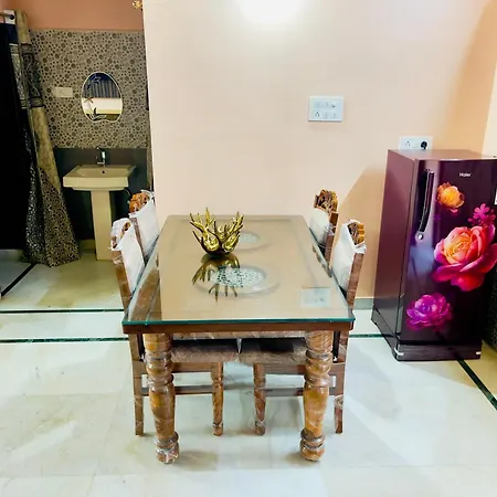 Prince Castle-2Bhk Luxurious Apartment/Guesthouse-3