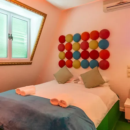 Daddy Long Legs Art Hotel-3