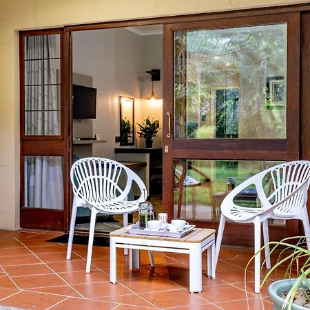Hotel Numbi & Garden Suites-3