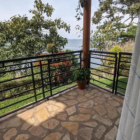 Avocado Bay Private Retreat-3