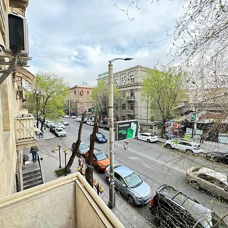 City Center Apartments On Tumanyan Street-2