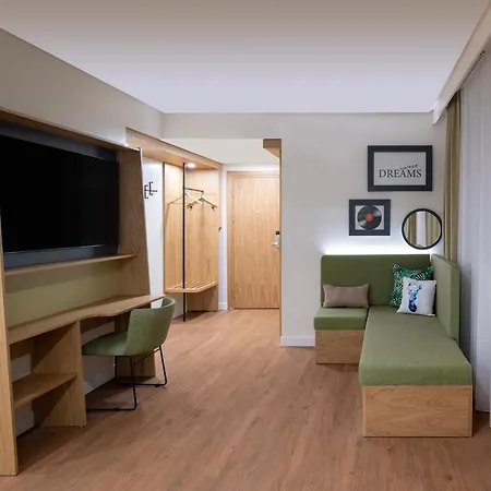 Hampton By Hilton Istanbul Sirkeci-2