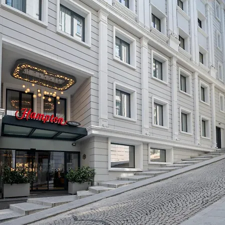 Hampton By Hilton Istanbul Sirkeci-3