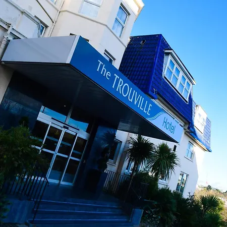 Trouville Bournemouth - Oceana Collection-2