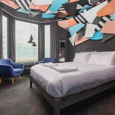 Art B&B-2