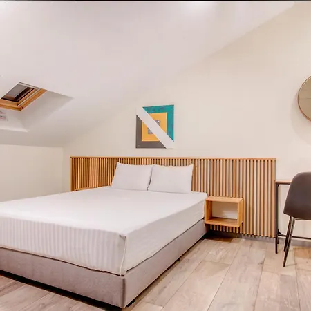 Hotel Forty One-3