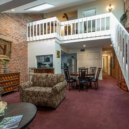 Quarter House Suites-3
