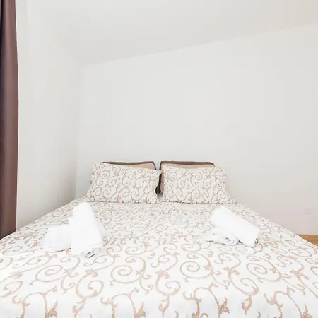 Hillside Vista Apartments-3