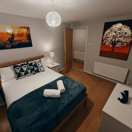 2Br Cosy City Centre Apartment-3