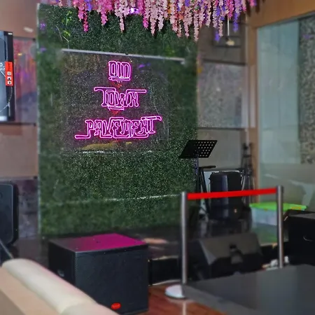 World Hotel Jakarta - Bandengan-2