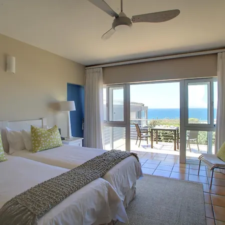 Periwinkle Lodge Guest House-2