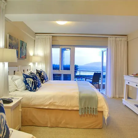 Periwinkle Lodge Guest House-3
