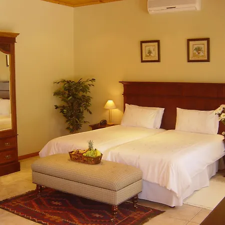 Oak Tree Lodge-2