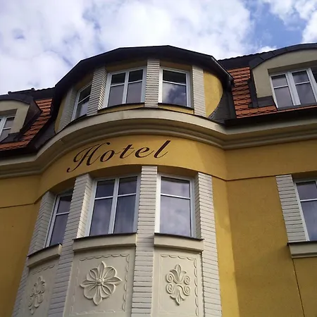 Hotel Garni Rambousek-2