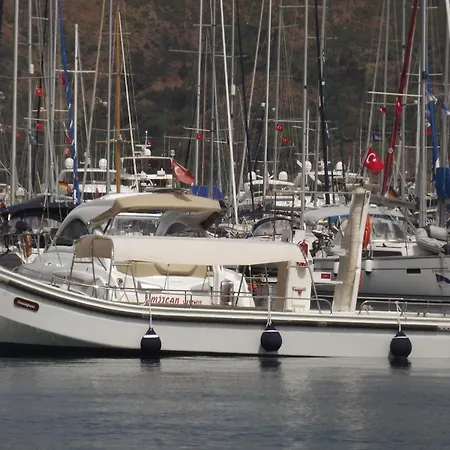 Alesta Yacht Hotel-3