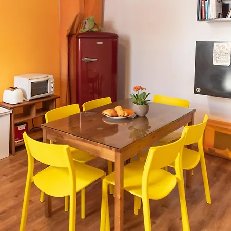 Fluxus Hostel-3