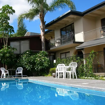 Waterfalls Estate - Motel & Campground-2