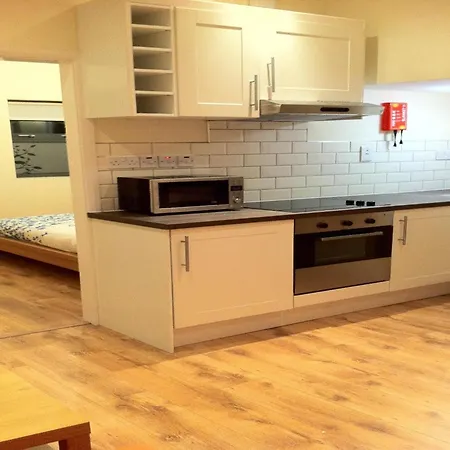 Lyall Apartment Hotel-3