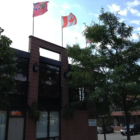 Mississauga Gate Inn-3