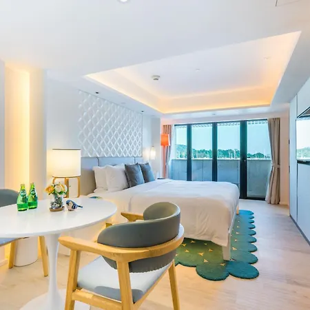 The Pier Hotel-2