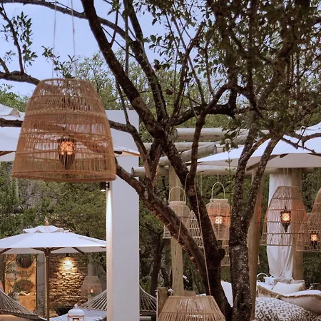 African Flair Boutique Safari Lodge-2