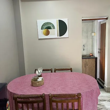 Riverside Palm 1Bhk With Ac And Terrace Access Near Kamakhya Temple-3