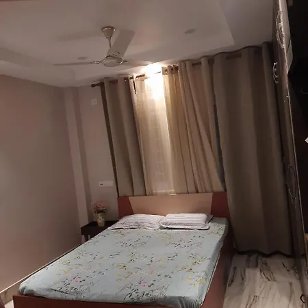 Riverside Palm 1Bhk With Ac And Terrace Access Near Kamakhya Temple-2