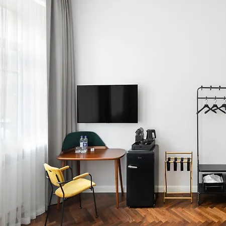 St Casimir Apartments-3