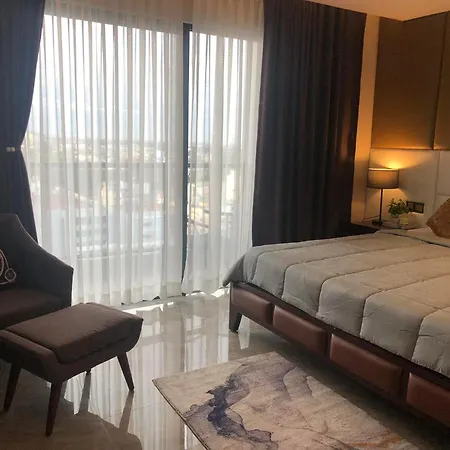 One Euphoria Prime Suite Hotel-2