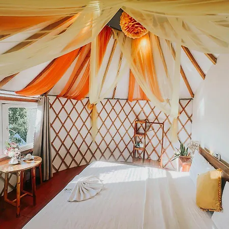 Moc Glamping & Ecohouse-2