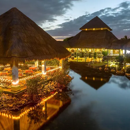Grand Palladium Select White Sand Resort & Spa-3