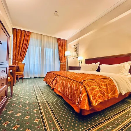 Lux Garden Hotel-2