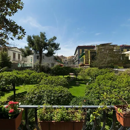 The Bellini House By House In Naples-2