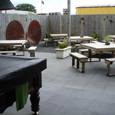 Horse And Jockey Inn-2