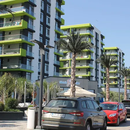 On Beach-Mamaia Residence-3
