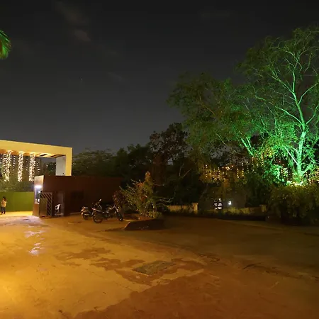 Quaint Suites Hotel & Banquet-3