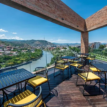 Golden Tulip Design Tbilisi-2