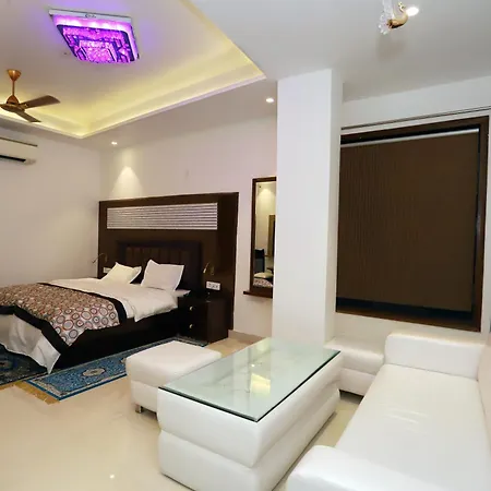 Vrindavan Guest House-2