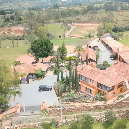 Hacienda Flamingo-2
