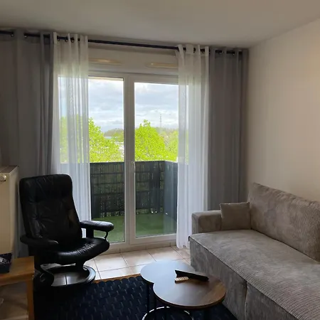 Appartement Calme Avec Balcon, A 4Km Du Centre, Parking, Wi-Fi, Netflix Gratuit-2