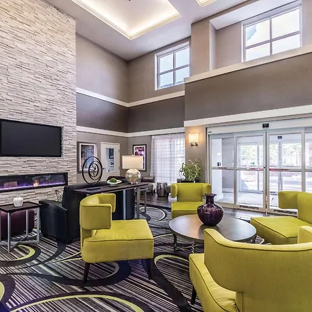 La Quinta Inn & Suites By Wyndham San Antonio Downtown-3