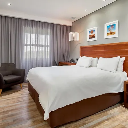 Protea Hotel By Marriott Pretoria Hatfield-3