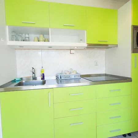 Simbol Hostel & Rooms With Free Private Parking-2