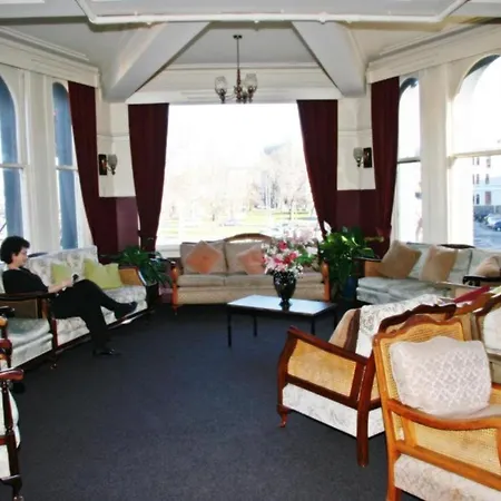 Leviathan Hotel-2