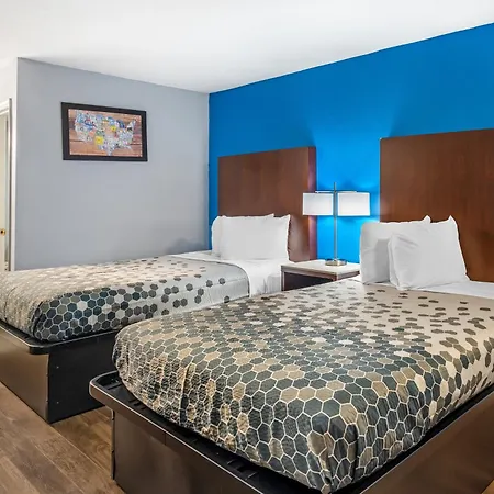 Econo Lodge Inn & Suites Virginia Beach - Norfolk-2
